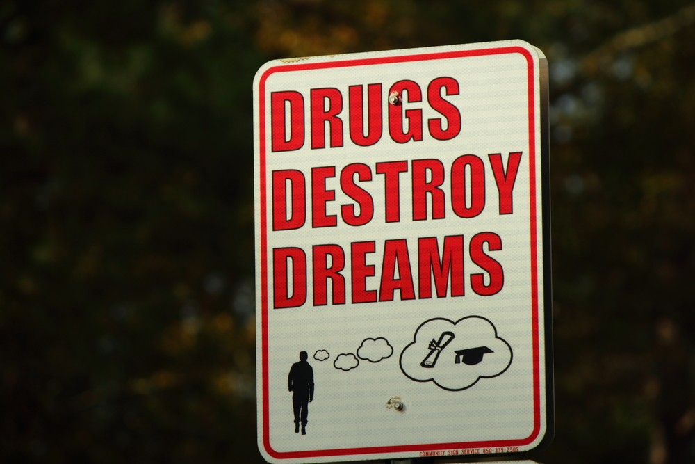 drugs-destroy-dreams